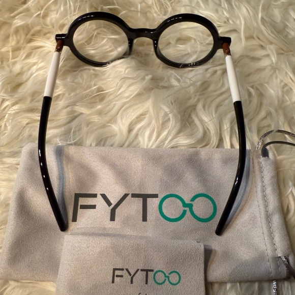 FYT00 Round Black Glasses - Picture 2 of 6